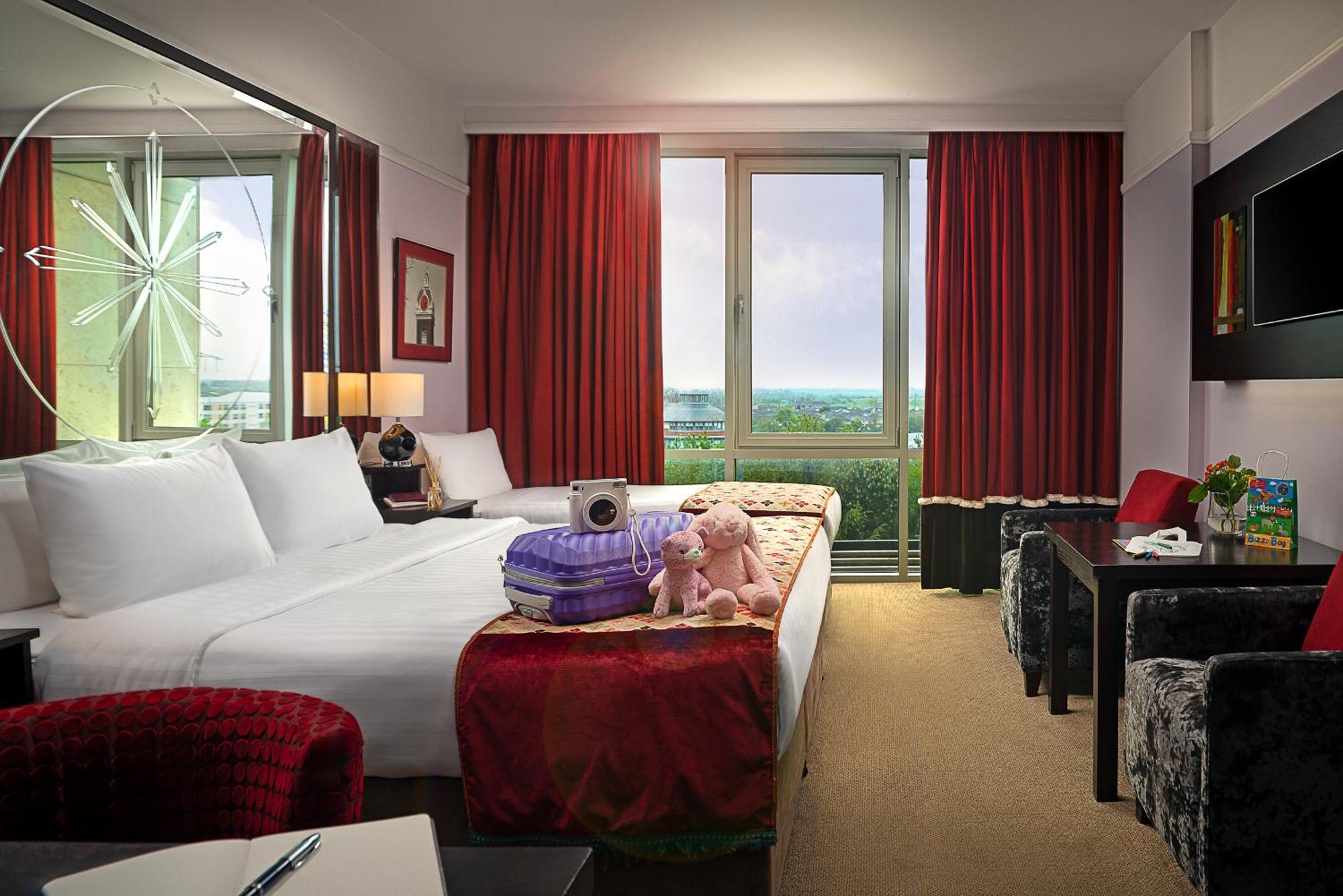 Carlton Hotel Бланчардстаун Экстерьер фото