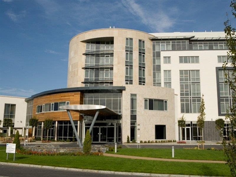 Carlton Hotel Бланчардстаун Экстерьер фото