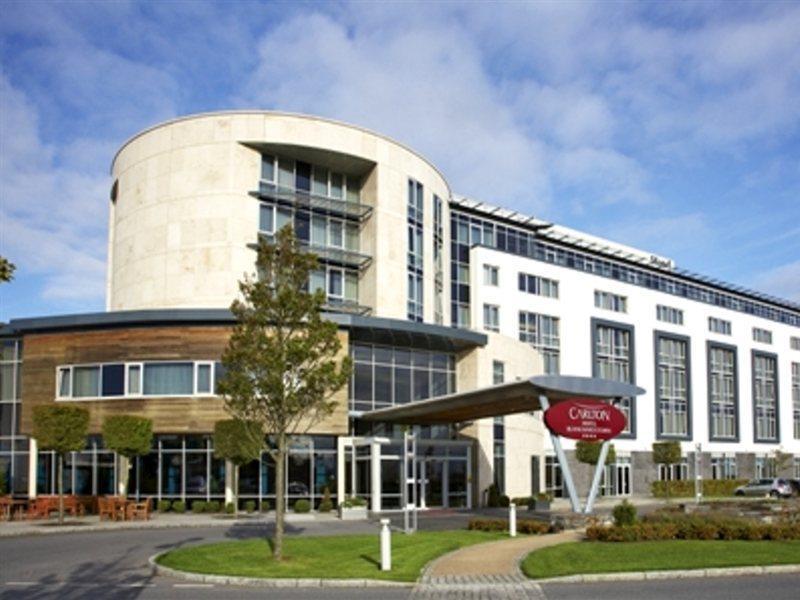 Carlton Hotel Бланчардстаун Экстерьер фото